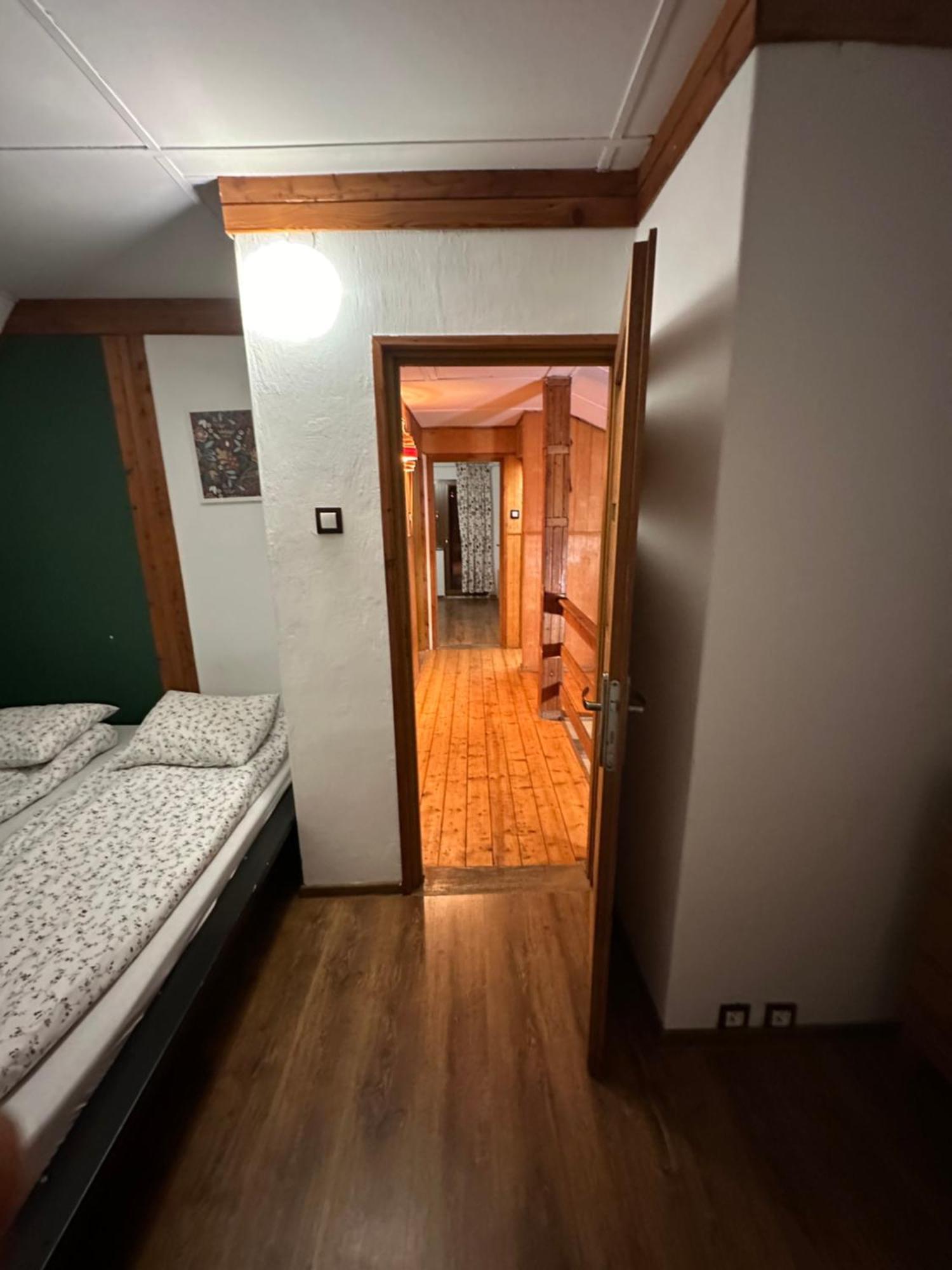 Jozka Chata Max 15 Os Sauna Jacuzzi Porąbka Exteriör bild